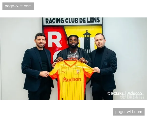 圣马克西曼以自由身重返法甲，与朗斯签约至赛季结束